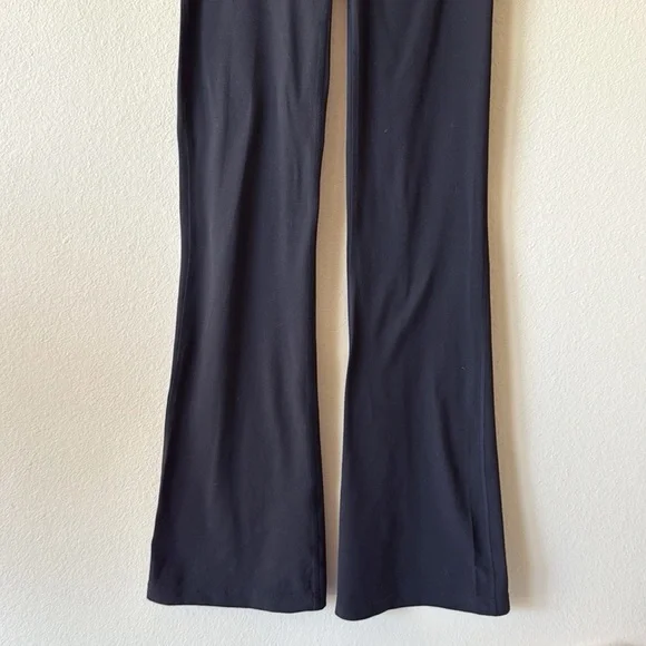 Lululemon Groove Nulu Super High-Rise Flared Pant - Picture 6 of 14